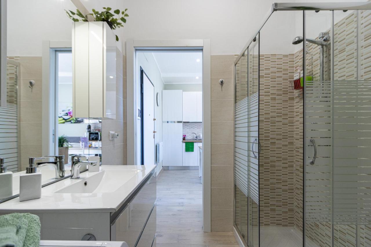 Monza-Station Wi-Fi E Smart-Tv. Apartment Bagian luar foto